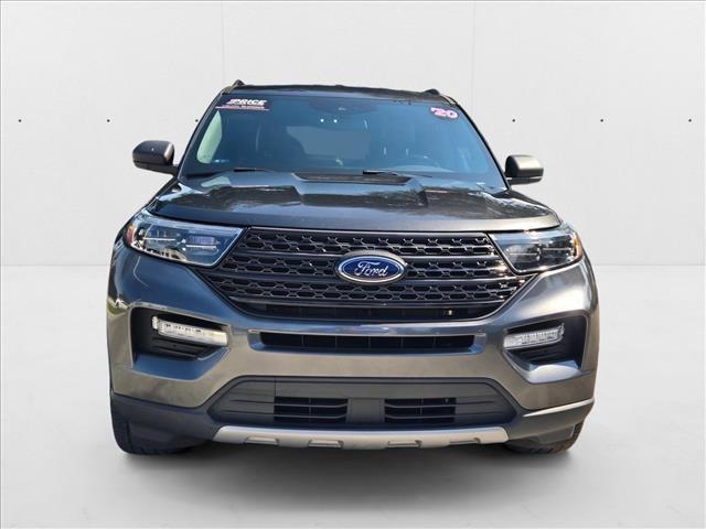 Photo of 2020 Oxford White Ford Explorer
