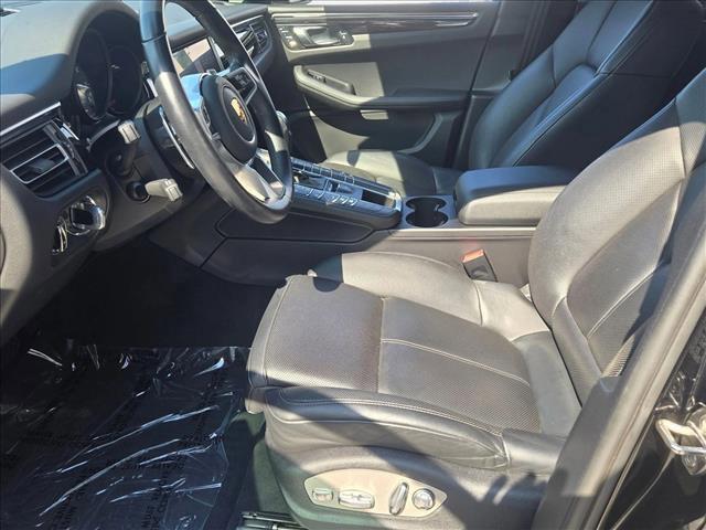 Photo of 2021 Black Porsche Macan