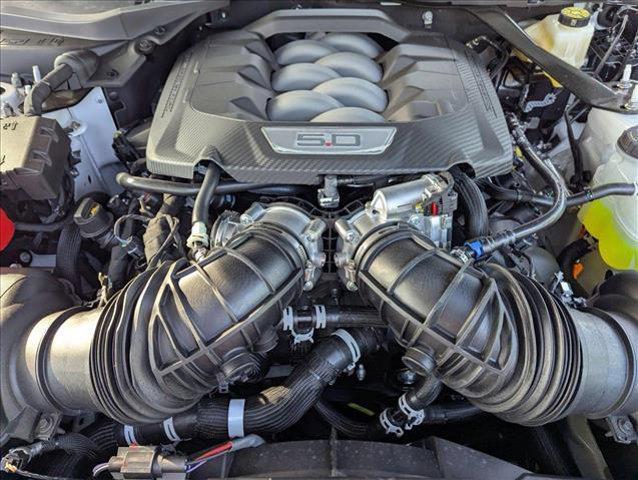 Photo of 2025 Oxford White Ford Mustang