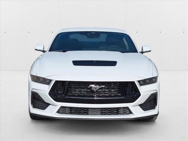 Photo of 2025 Oxford White Ford Mustang