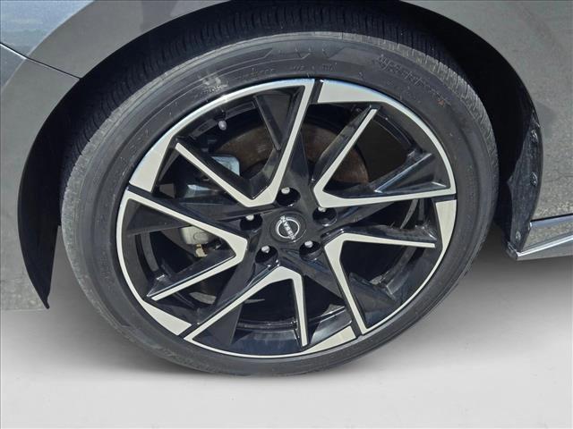 Photo of 2024 Gun Metallic Nissan Sentra