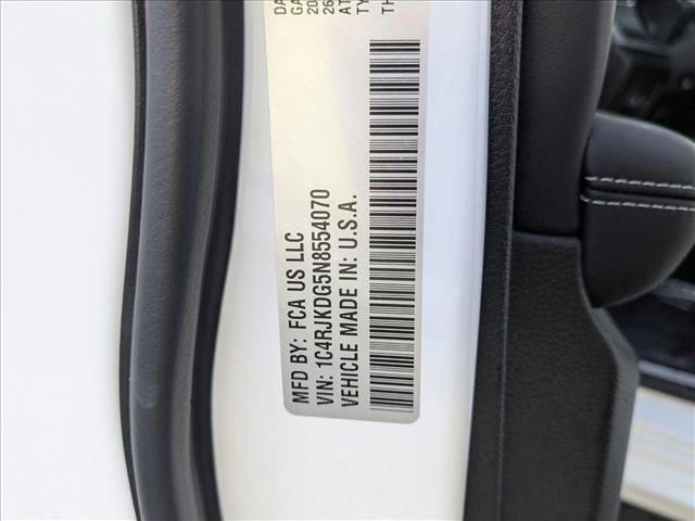 Photo of 2022 Bright White Clearcoat Jeep Grand Cherokee L