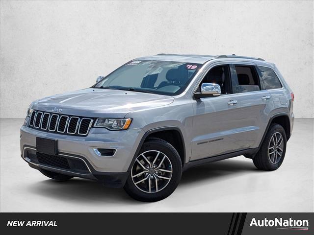 Photo of 2019 Billet Silver Metallic Clearcoat Jeep Grand Cherokee
