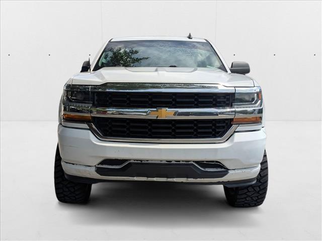 Photo of 2018 Summit White Chevrolet Silverado 1500