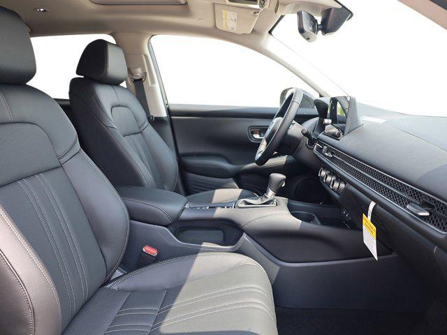 Photo of 2026 Urban Gray Pearl Honda HR-V