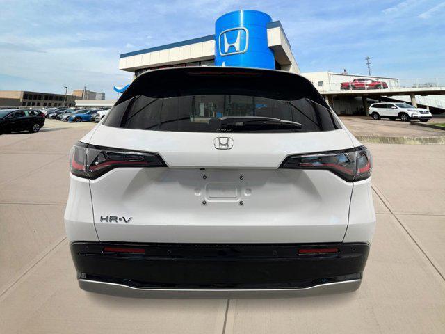 Photo of 2026 Platinum White Pearl Honda HR-V