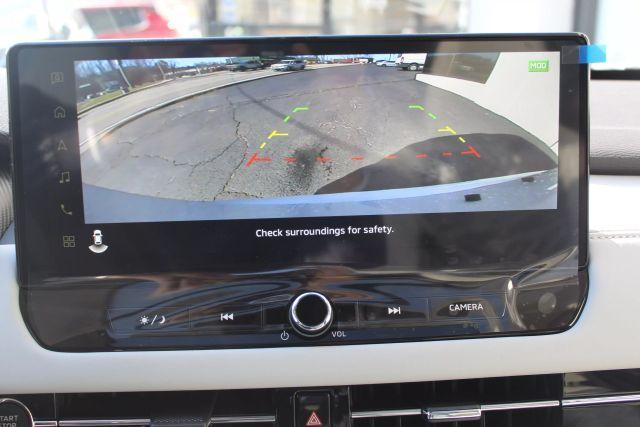 Photo of 2025 White Diamond Mitsubishi Outlander