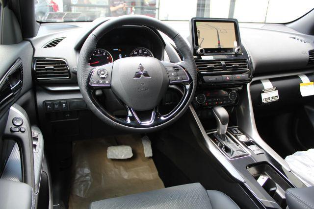 Photo of 2025 Gray Mitsubishi Eclipse Cross
