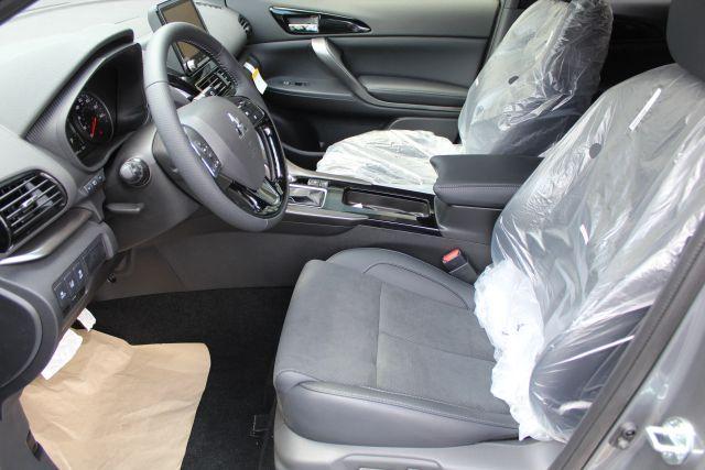 Photo of 2025 Gray Mitsubishi Eclipse Cross