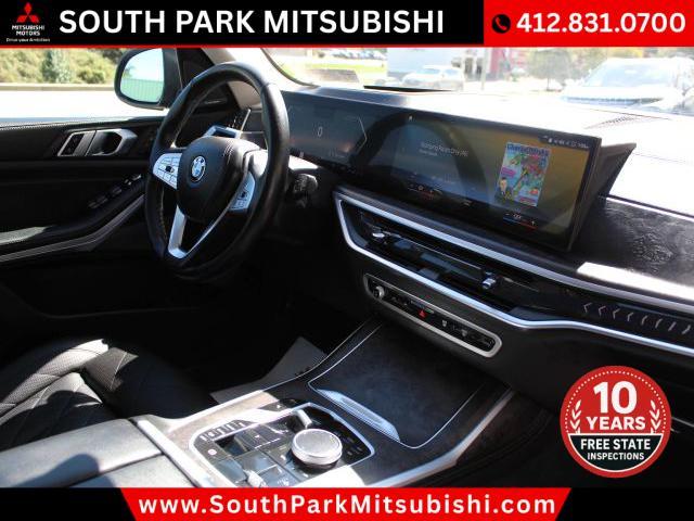 Photo of 2023 Black BMW X7