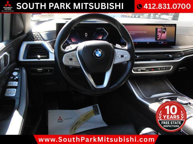 Photo of 2023 Black BMW X7