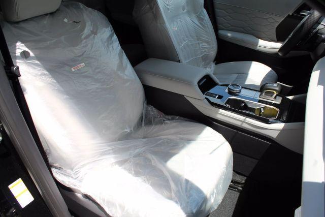 Photo of 2025 Black Mitsubishi Outlander