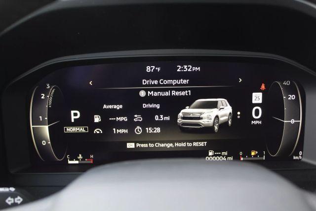 Photo of 2025 Black Mitsubishi Outlander