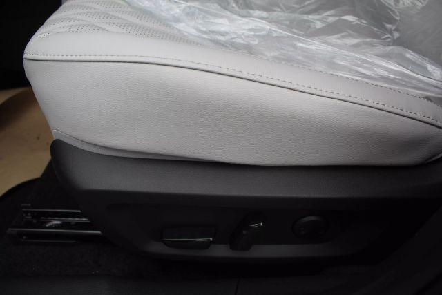 Photo of 2025 Diamond Red Mitsubishi Outlander