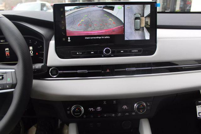 Photo of 2025 Diamond Red Mitsubishi Outlander