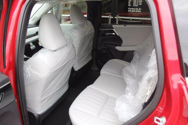Photo of 2025 Diamond Red Mitsubishi Outlander