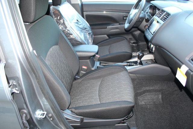 Photo of 2025 Gray Mitsubishi Outlander Sport