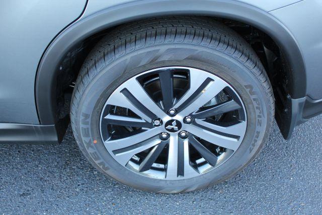 Photo of 2025 Gray Mitsubishi Outlander Sport