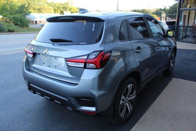 Photo of 2025 Gray Mitsubishi Outlander Sport