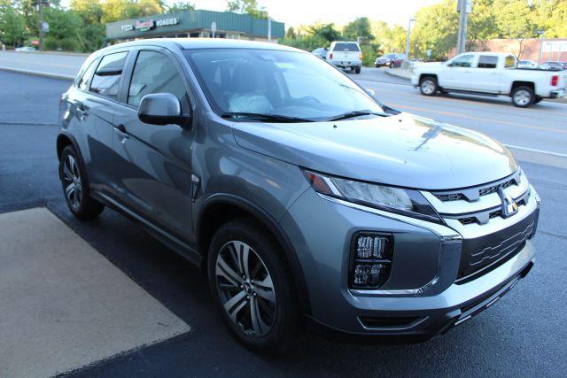 Photo of 2025 Gray Mitsubishi Outlander Sport