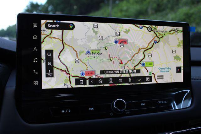 Photo of 2025 Silver Mitsubishi Outlander