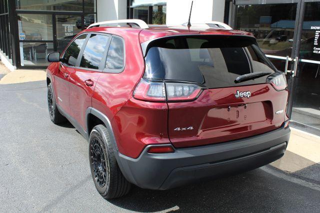 Photo of 2020 Red Jeep Cherokee