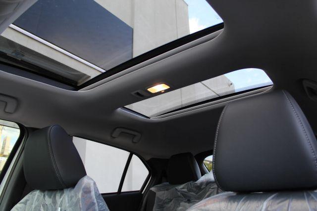 Photo of 2025 Silver Mitsubishi Eclipse Cross