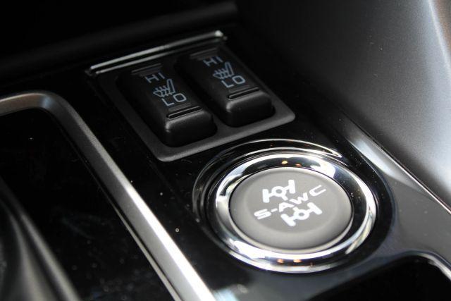 Photo of 2025 Silver Mitsubishi Eclipse Cross