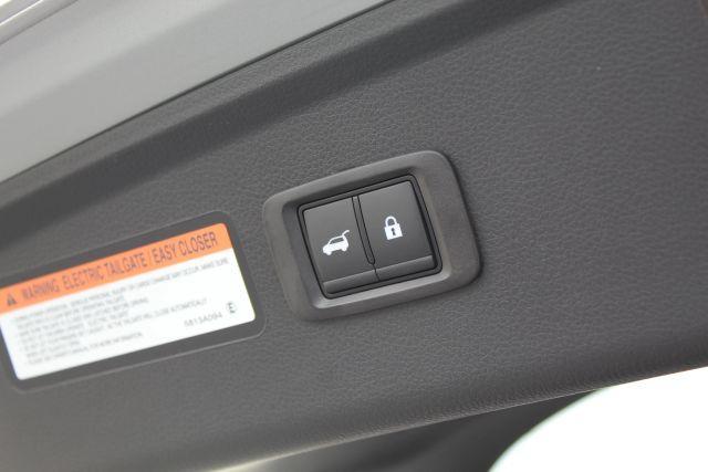 Photo of 2025 Silver Mitsubishi Eclipse Cross