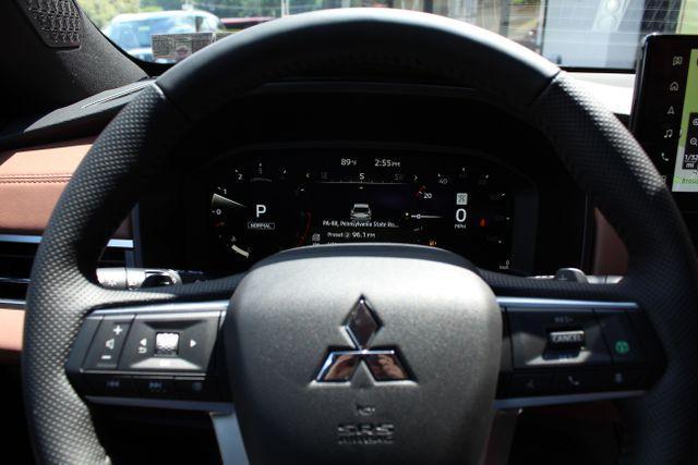 Photo of 2025 Diamond Red Mitsubishi Outlander