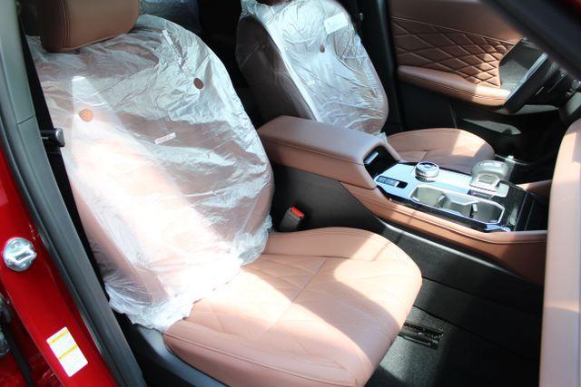 Photo of 2025 Diamond Red Mitsubishi Outlander