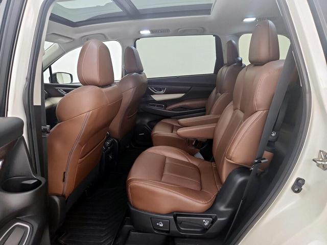 Photo of 2020 White Subaru Ascent