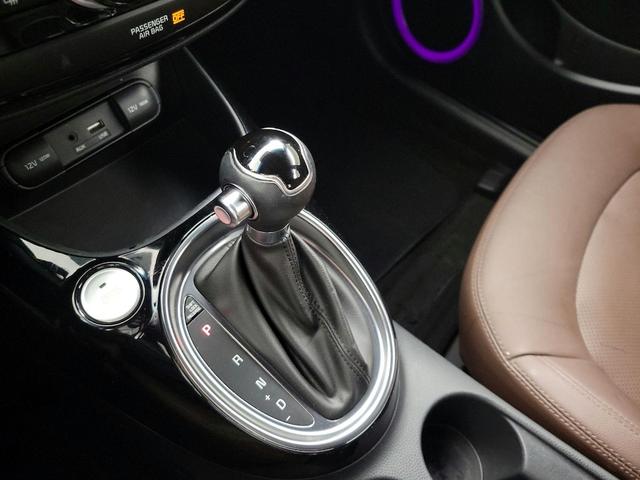 Photo of 2017 Burgundy Kia Soul
