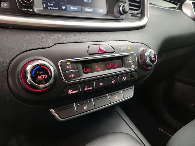 Photo of 2019 Purple Kia Sorento