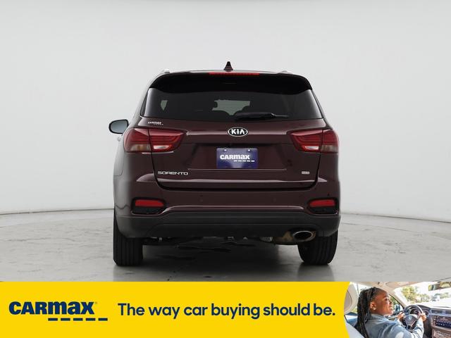 Photo of 2019 Purple Kia Sorento