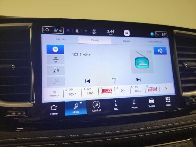 Photo of 2022 Black Chrysler Pacifica