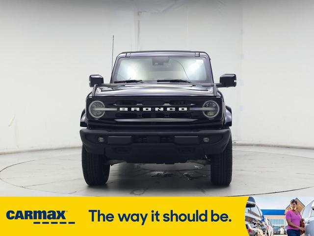 Photo of 2021 Blue Ford Bronco