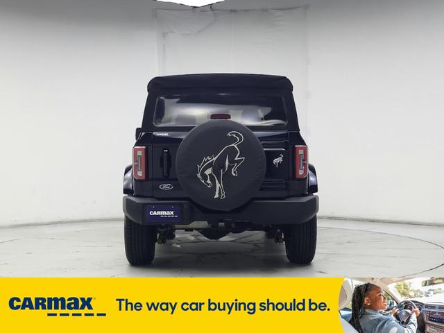Photo of 2021 Blue Ford Bronco