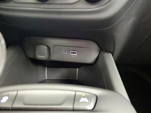 Photo of 2025 White Chevrolet Trax