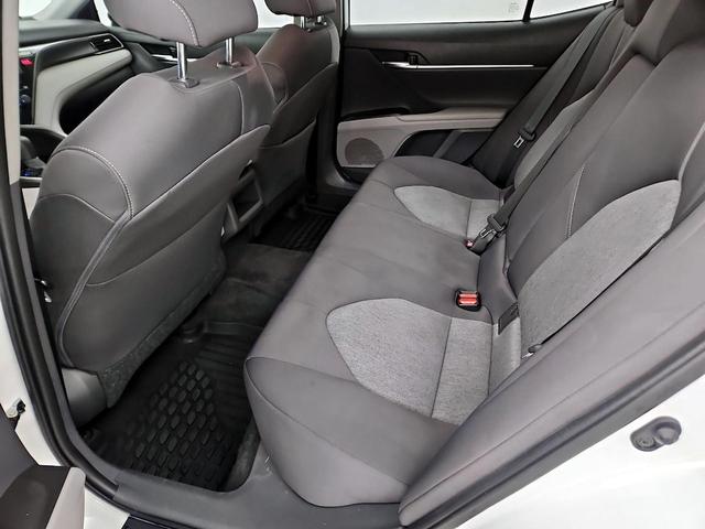Photo of 2021 White Toyota Camry