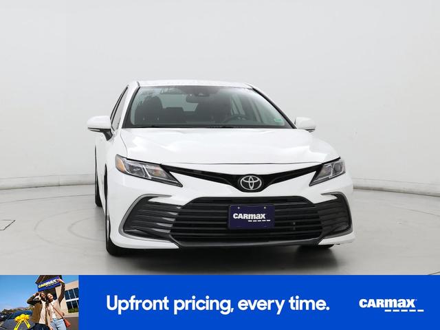 Photo of 2021 White Toyota Camry