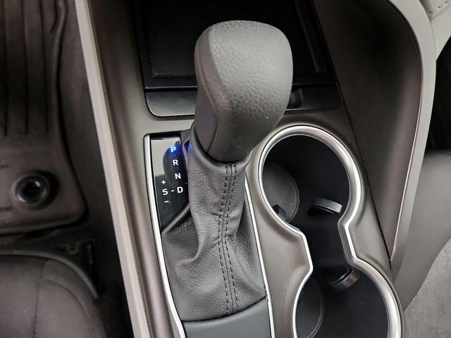 Photo of 2021 White Toyota Camry