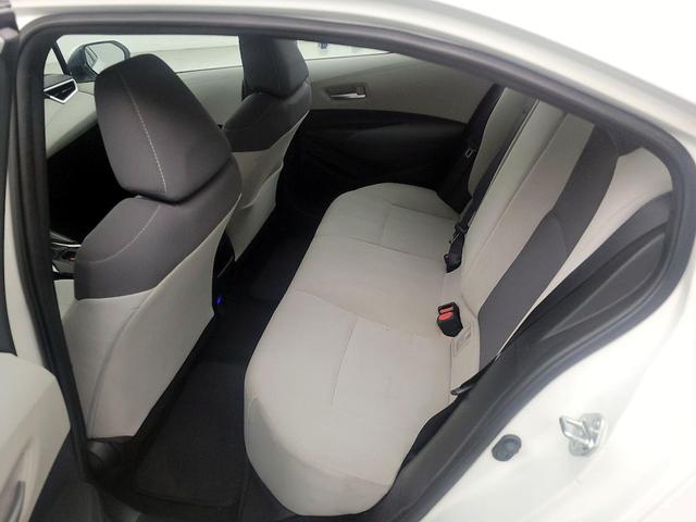 Photo of 2021 White Toyota Corolla