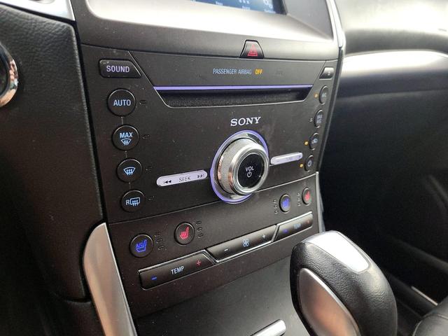Photo of 2017 Red Ford Edge