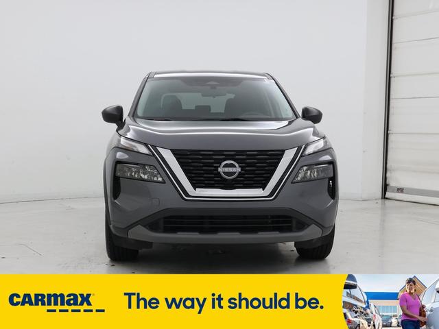 Photo of 2023 Gray Nissan Rogue