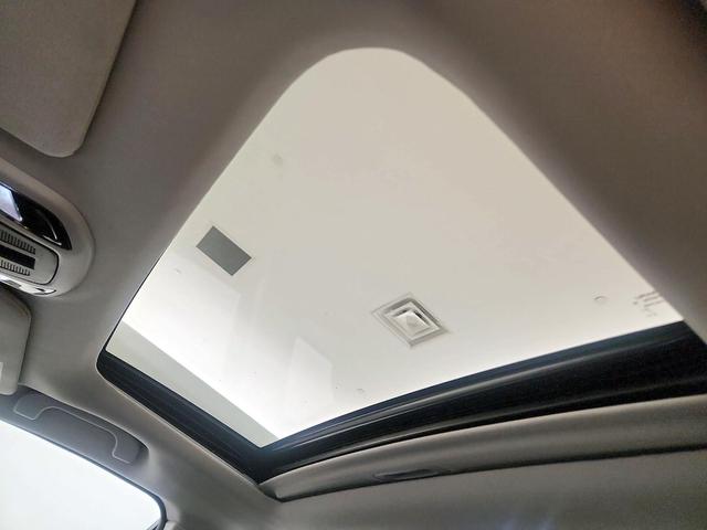 Photo of 2023 Gray Subaru Legacy