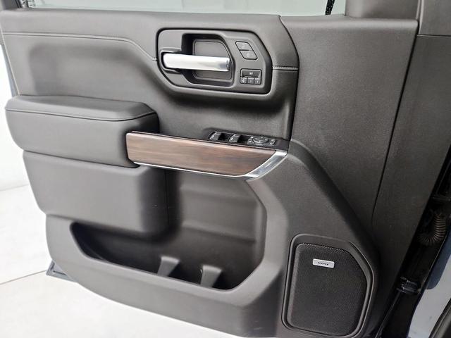 Photo of 2020 Blue GMC Sierra 1500