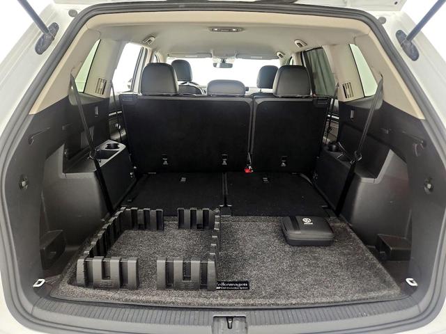 Photo of 2022 White Volkswagen Atlas