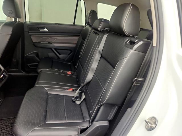 Photo of 2022 White Volkswagen Atlas