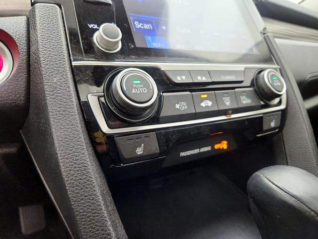 Photo of 2019 Gray Honda Civic